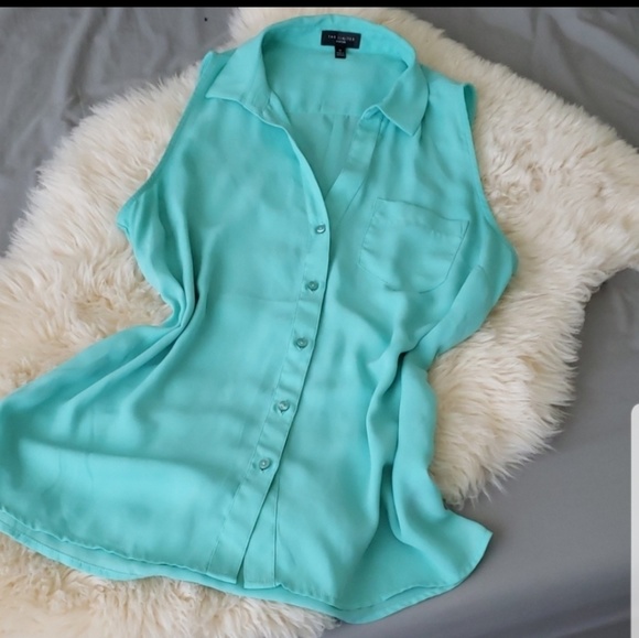 The Limited Tops - Limited Turquoise mint Buttondown sleeveless shirt